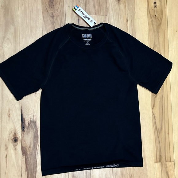Smartwool Other - NWT Smartwool Men's Men's Intraknit™ Active Short Sleeve Size L Large